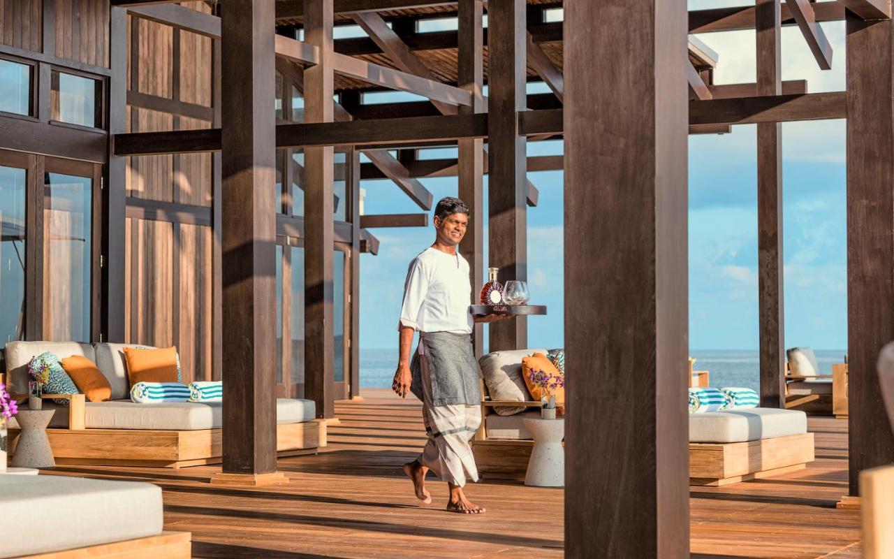 Kudadoo Maldives Private Island Hotel Komandoo  Exterior photo