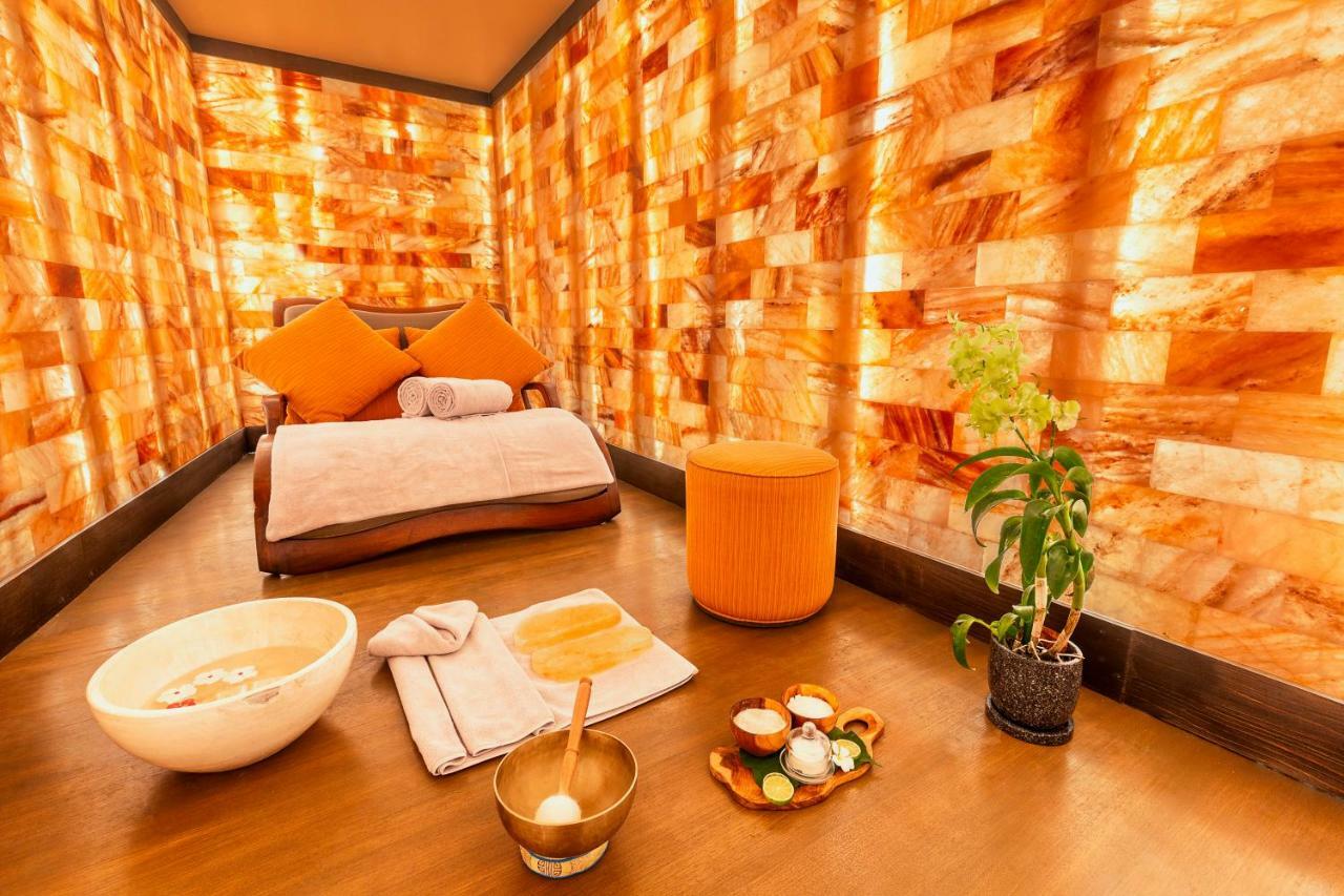Kudadoo Maldives Private Island Hotel Komandoo  Exterior photo